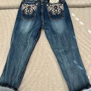 Miss Me Easy Crop Jeans Size 31